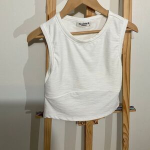 Bearpaw white cropped tank top with built-in bra size large